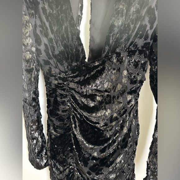 NWT dundas x revolve black evie mini dress | deep v long puff sleeves | size XS - Picture 3 of 9
